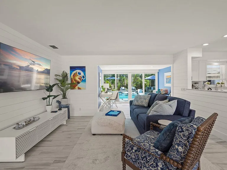 615 Avenida Del Norte — Photo 6