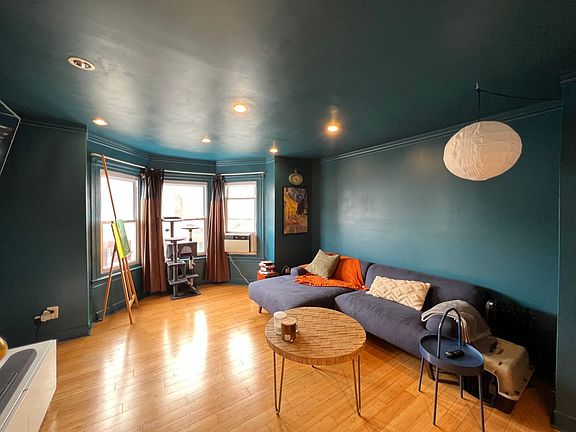 5th image of 5257 Delancey St #B