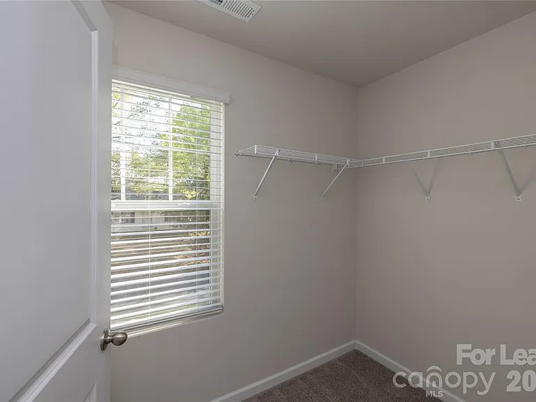 1419 Amhurst St — Photo 30
