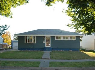 108 19th St NW, Minot, ND 58703