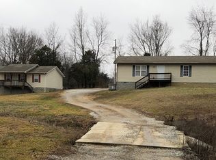 780 Whiteaker Springs Rd, Cookeville, TN 38506