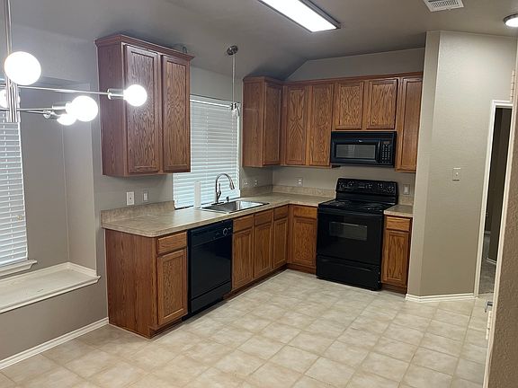 2nd image of 9908 Concord Dr