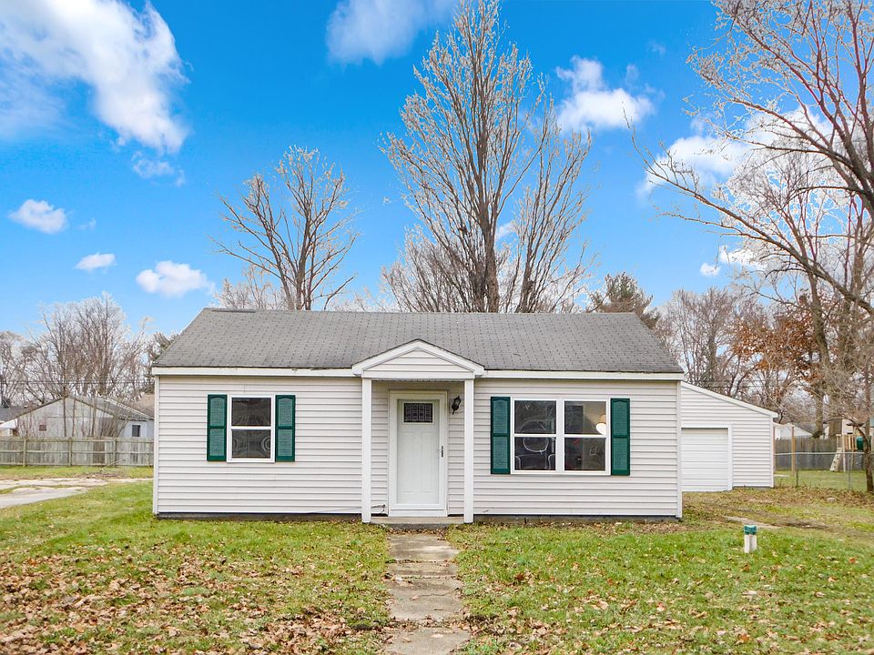 1st image of 2110 Miller Dr