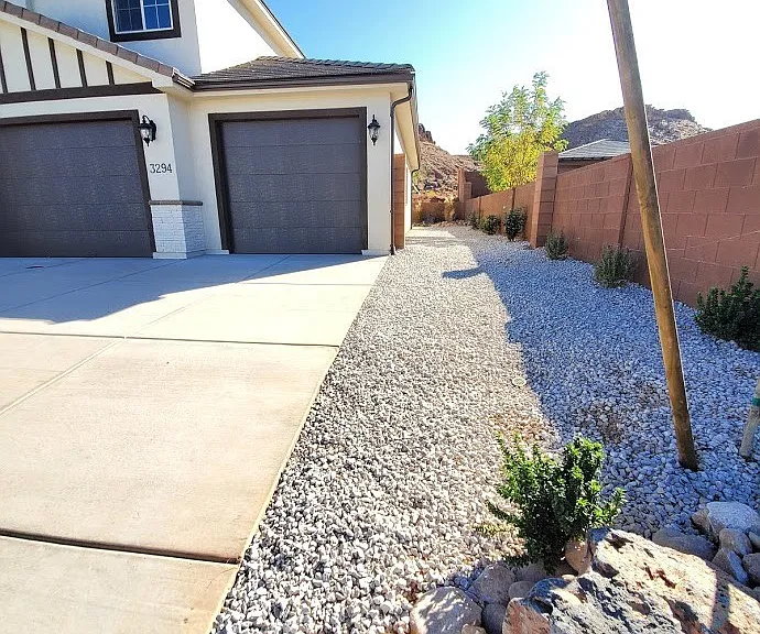 3294 E Tanoak Dr — Photo 29
