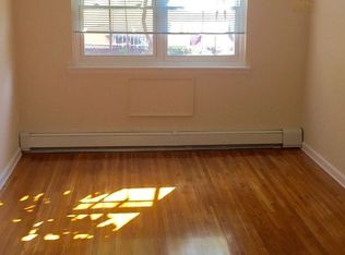 4418 25th Ave APT 1, Astoria, NY 11103