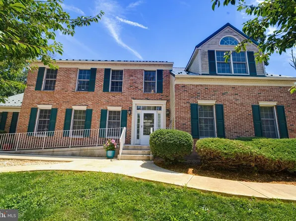 824 Welcome House Rd, Perkasie, PA 18944