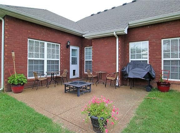 3rd image of 4654 Forsman Ct