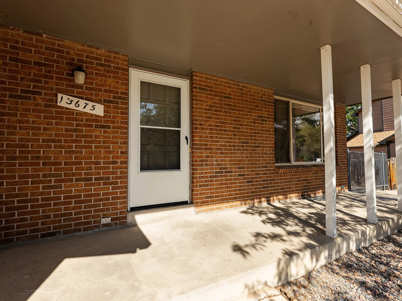 5 bed, 1944 sqft, $3,500 — Photo 2