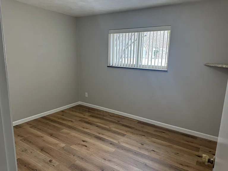 310 30th Avenue Ct #4 — Photo 6