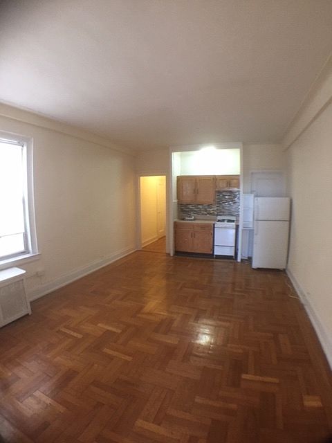 1st image of 36 Plaza St E APT 10G