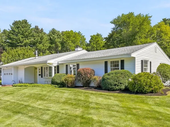 7 Myrna Rd, Framingham, MA 01701