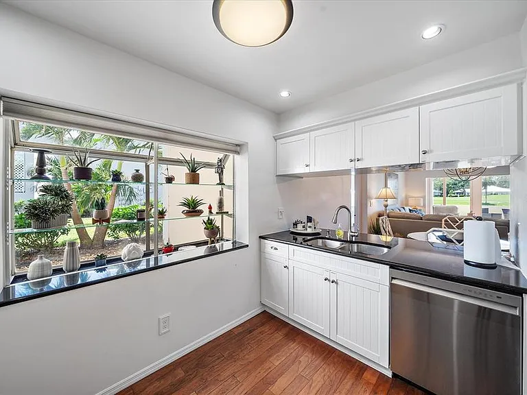 425 Cerromar Ter #359 — Photo 57