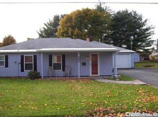202 Fairhurst Ave, Manlius, NY 13104