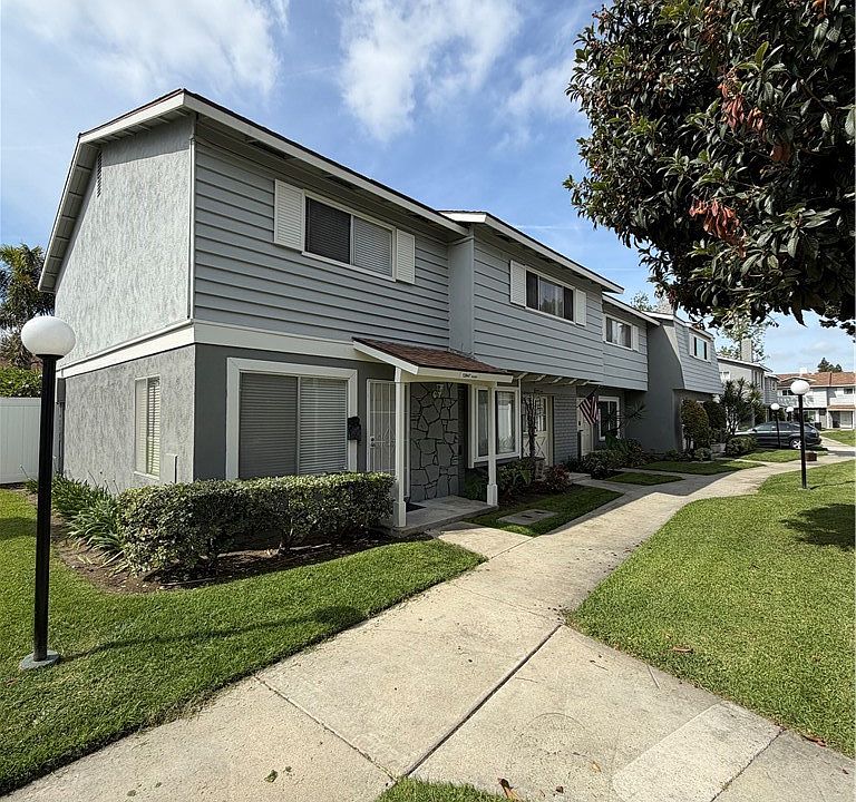 1st image of 12839 Sussex Cir