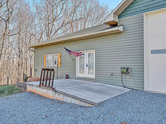 5th image of 2680 Bluewater Dr