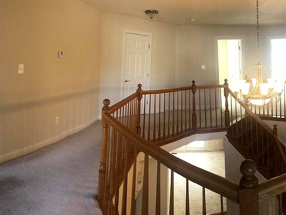 5th image of 22576 Dunleigh Dr