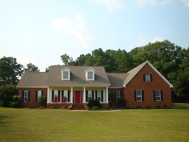 1st image of 811 Wynnwood Cir