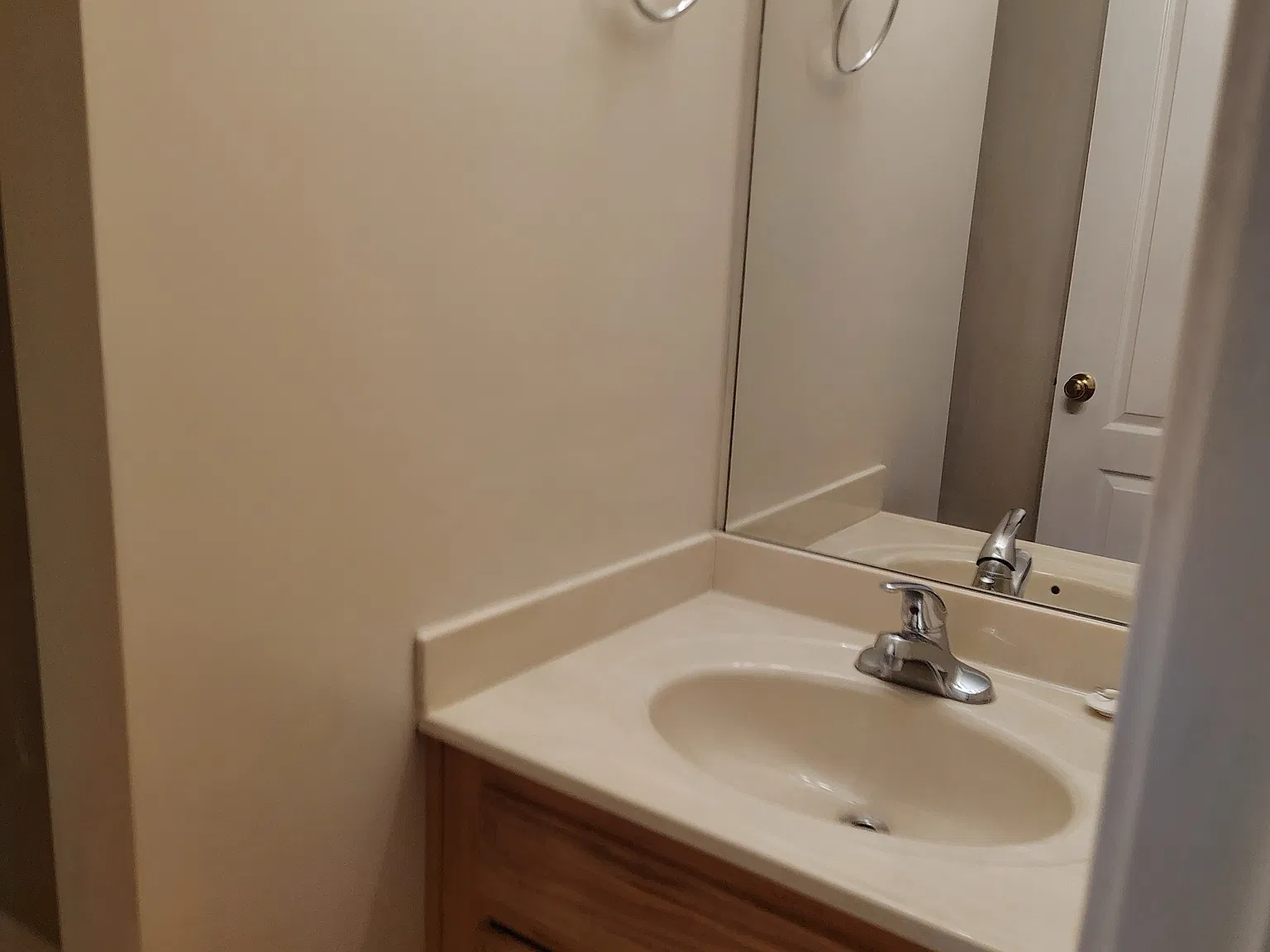 2 bed, 1160 sqft, $1,200 — Photo 3