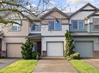 713 N Oak Hollow Dr, Newberg, OR 97132