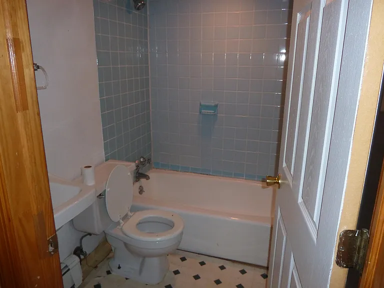 936 Willow Ave #B — Photo 6