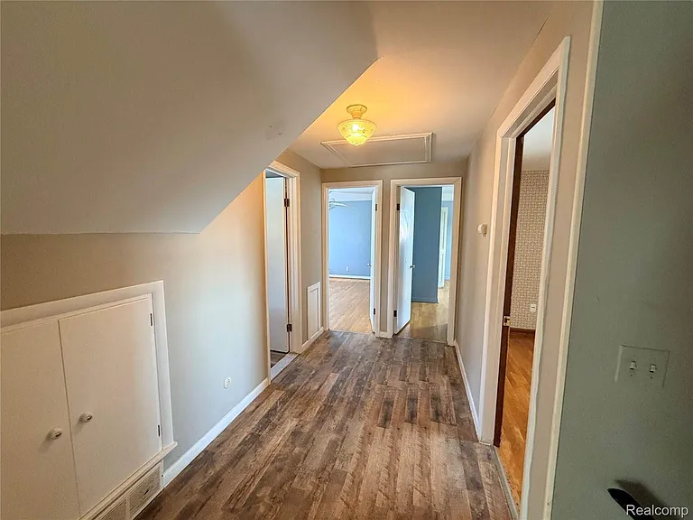 1080 W Highland Rd — Photo 21