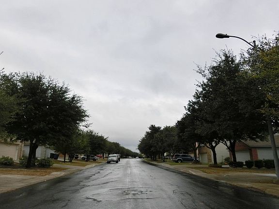 4th image of 9822 Charline Ln