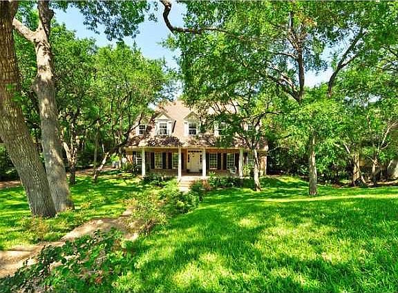 2nd image of 3010 Thousand Oaks Dr