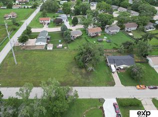 2616 Rose Lane Rd, Bellevue, NE 68147