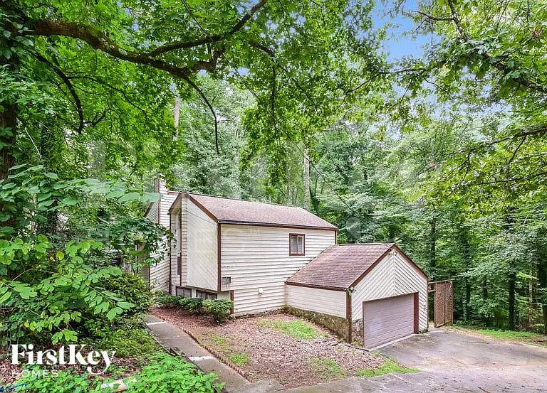 5515 N Fork Dr — Photo 2