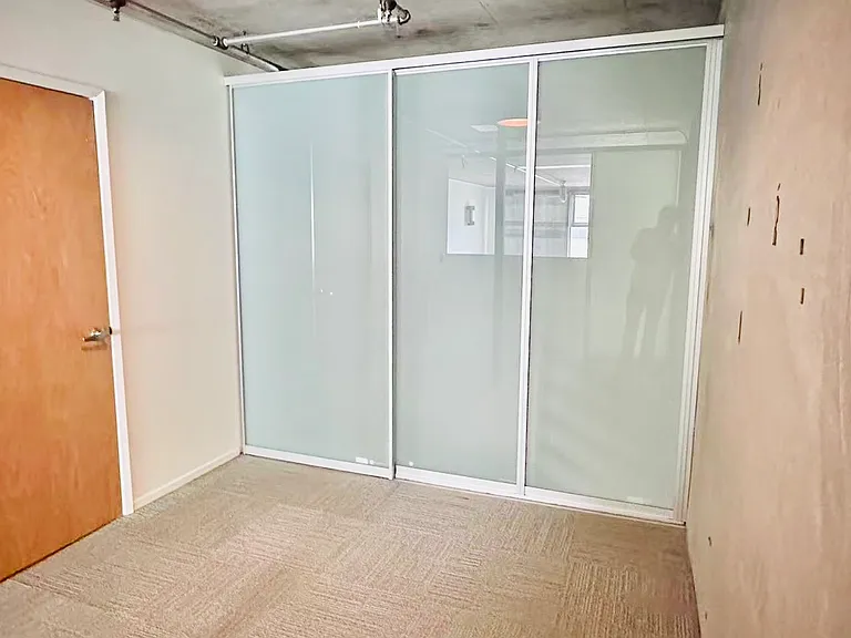 Quasi-2nd Bedroom