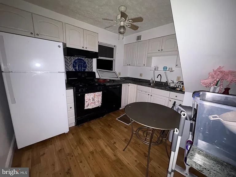 229 Manassas Dr — Photo 15