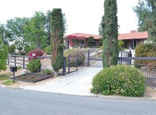 15850 Woodcrest Dr, Riverside, CA 92504