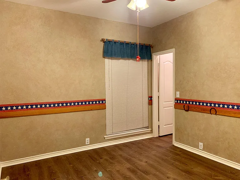 2708 Wickham Ct — Photo 9