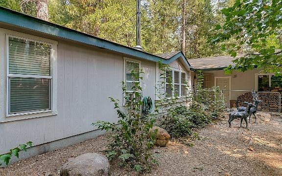 5th image of 35424 Shenandoah Dr