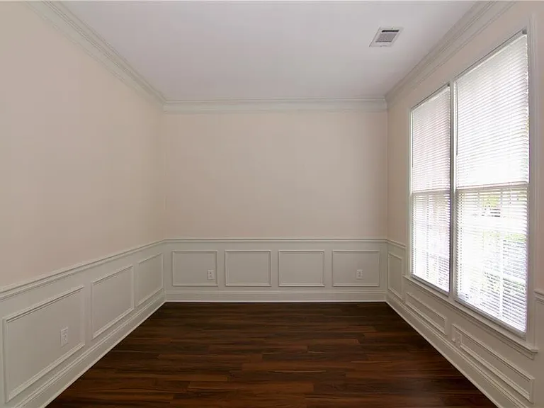 3060 Winston Terrace Ct — Photo 3