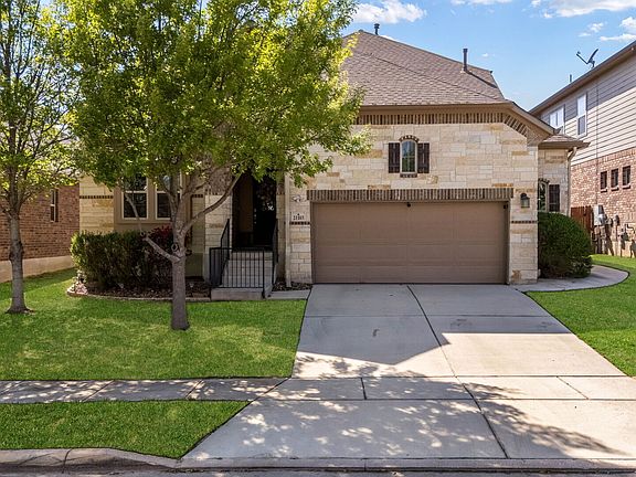3rd image of 21103 Capri Oaks