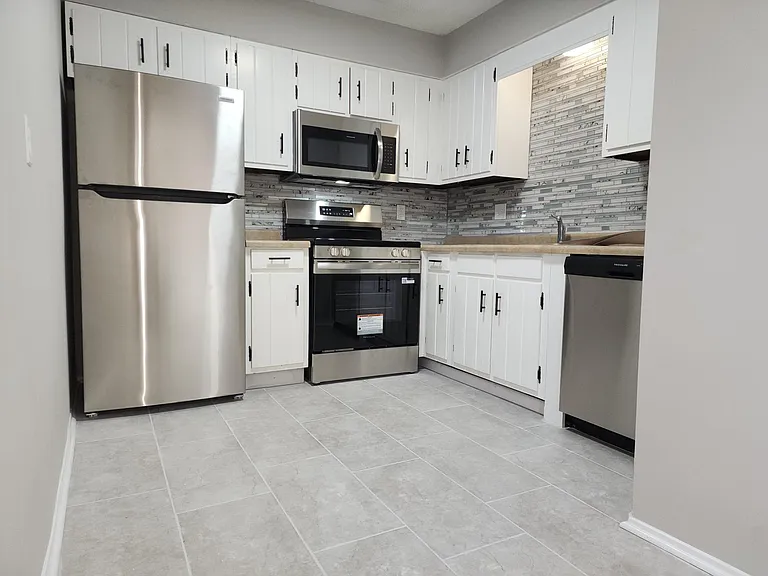 406 Circle Dr #A — Photo 1