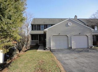 1737 Betz Farm Dr, Lancaster, PA 17603