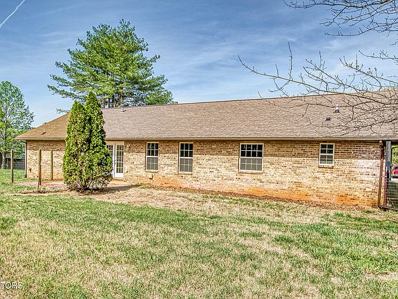 5th image of 2136 Raulston View Dr