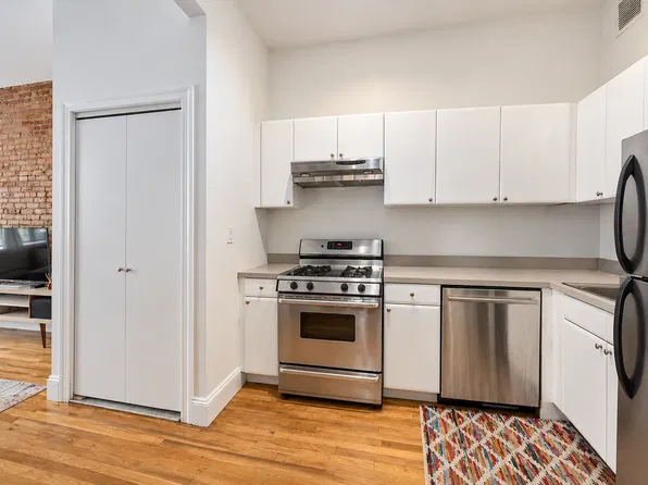799 Sixth Avenue #1, photo 3