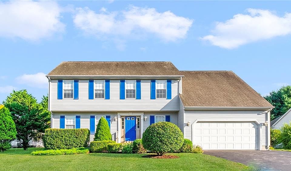 1st image of 20 Blossom Ct