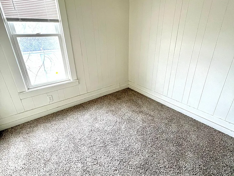 116 S Pine St #2 — Photo 4