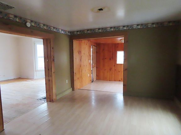 5th image of 9 Ashley St