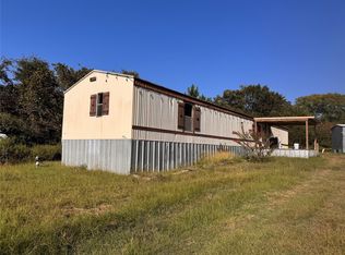 26178 Bankhead Dr, Bedias, TX 77831