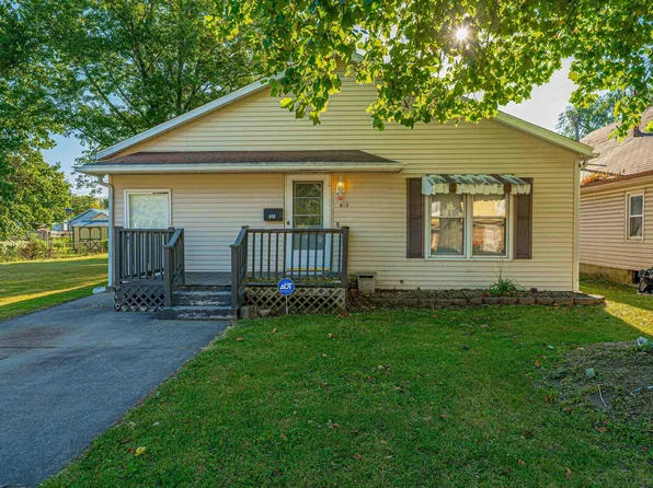 612 N Monroe St, Lincoln, IL 62656