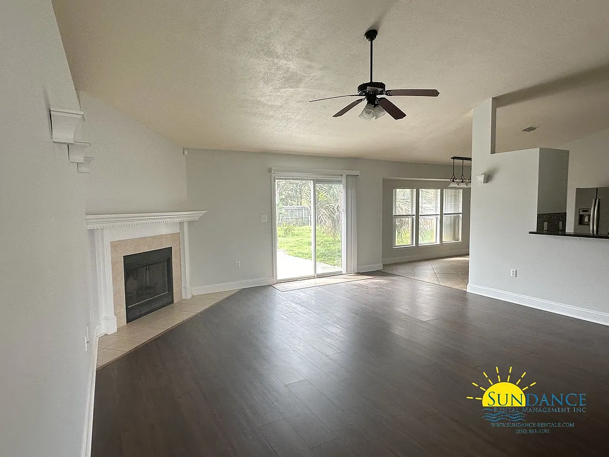 Building Photo - 8291 Telford Ct