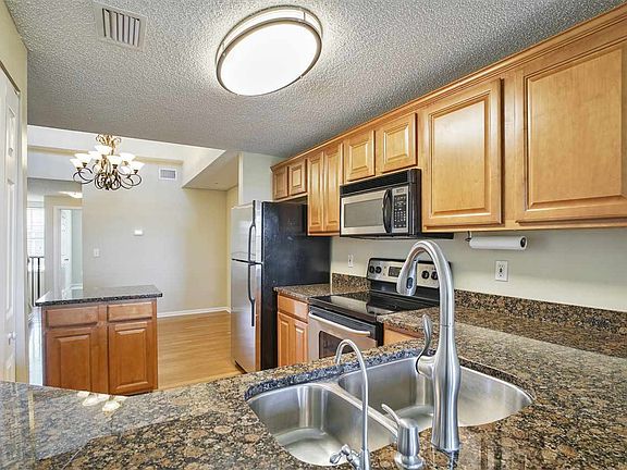 4th image of 4020 Grande Vista Blvd #22106