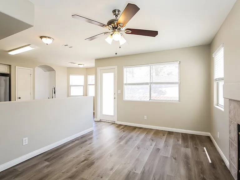 9009 Ballad Ave — Photo 8