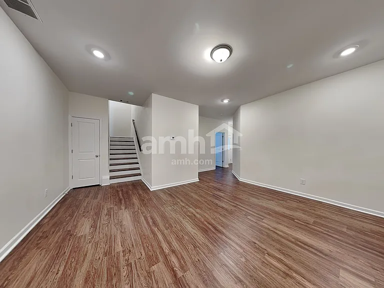 553 Camp Dr — Photo 24