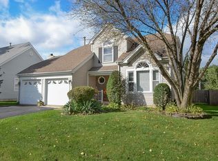 516 Newberry Dr, Elk Grove Village, IL 60007